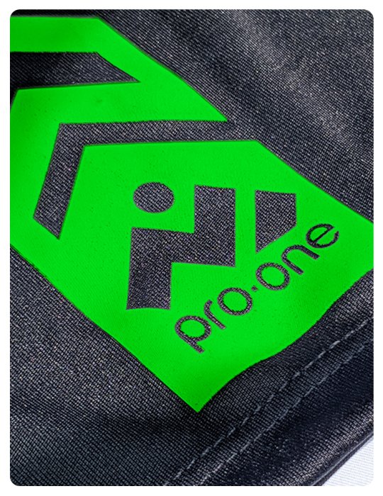 Short Pro-One New Evo Negro/Logo Verde Neon