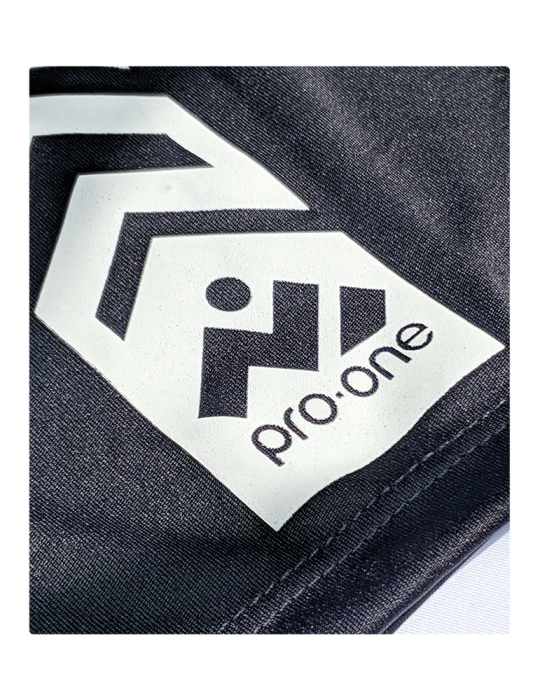 Short Pro-One New Evo Negro/Logo Blanco
